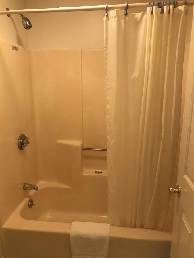 Four Seasons Motor Inn Twin Mountain 외부 사진