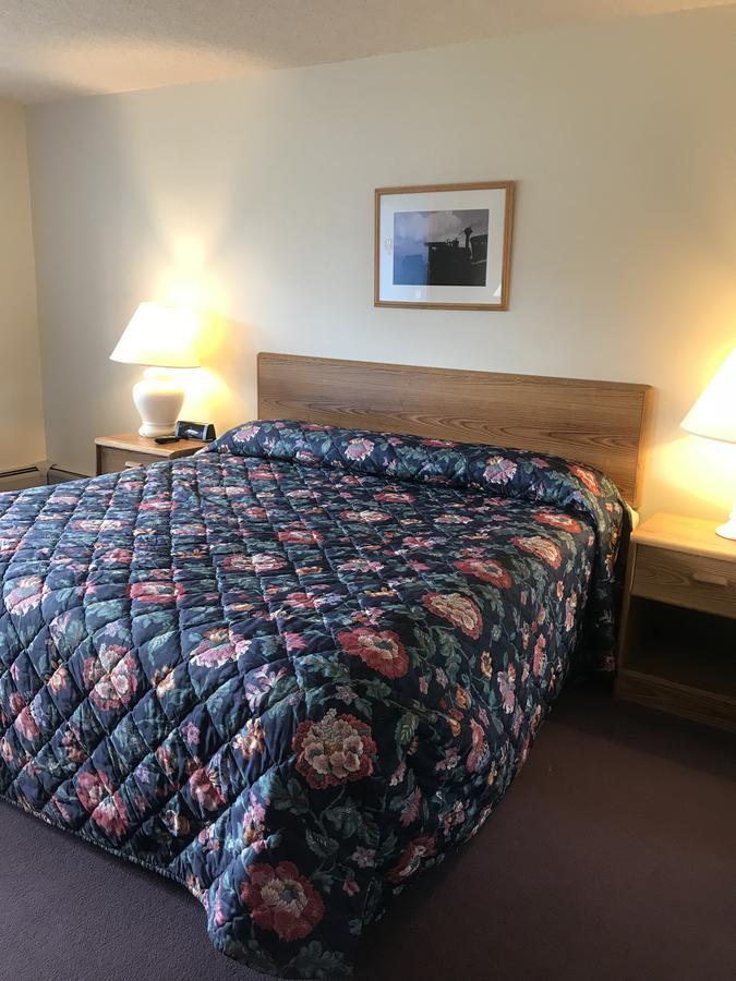 Four Seasons Motor Inn Twin Mountain 외부 사진