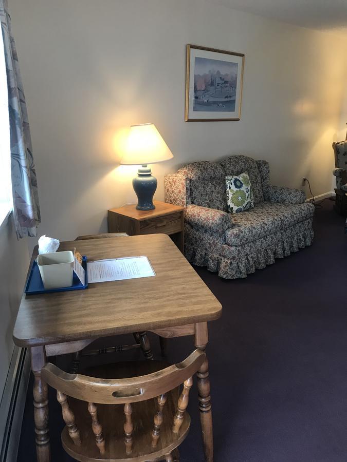 Four Seasons Motor Inn Twin Mountain 외부 사진